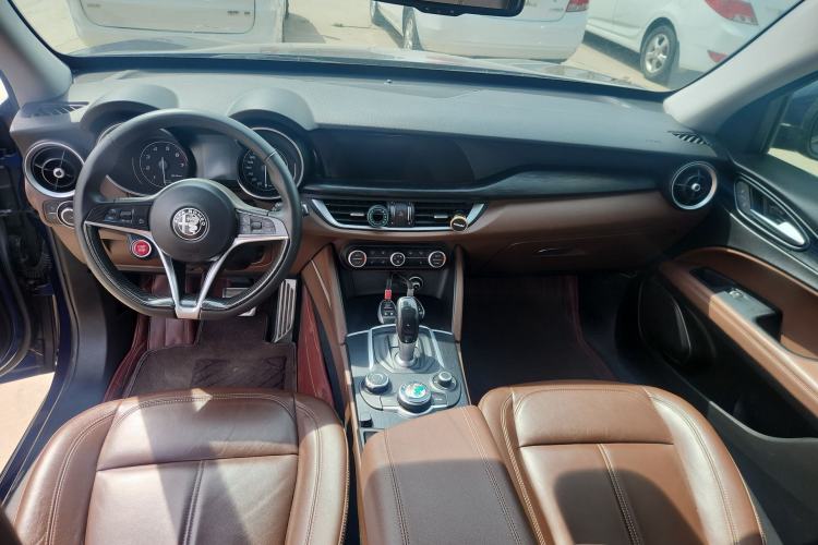 Used Alfa Romeo Stelvio 2017 2.0T 200HP Elite Edition
