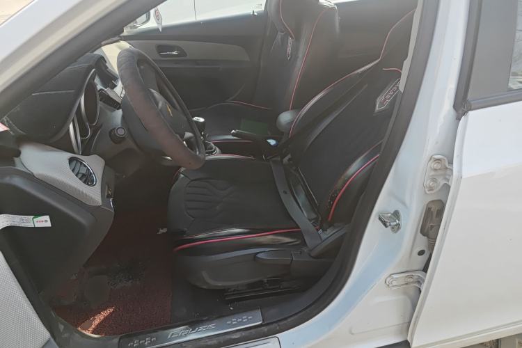 Used Chevrolet Cruze 2013 1.6L SE MT