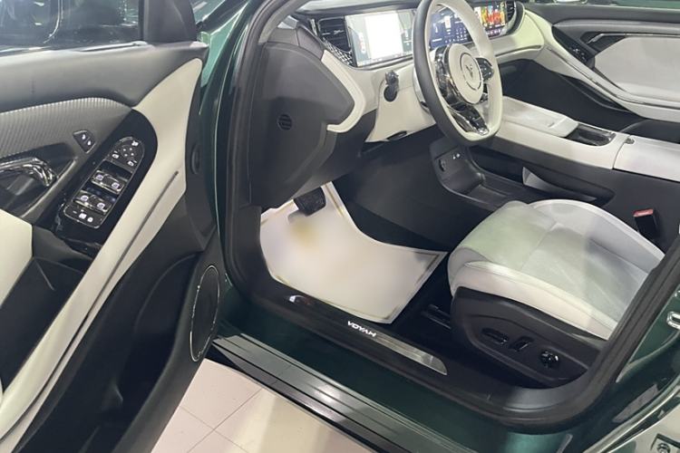 Used VOYAH FREE 2025 318 318 km Rear-Drive Touring Edition
