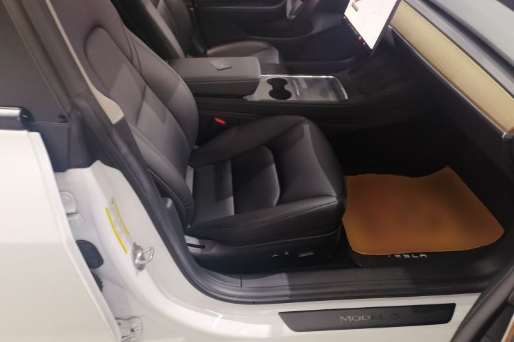 Used Tesla Model 3 2021 Standard Range Rear-Drive Upgraded Version Right Front Seat