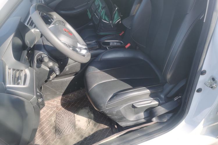 Used Roewe i5 2019 1.5L Automatic 4G Connected Langhao Edition
