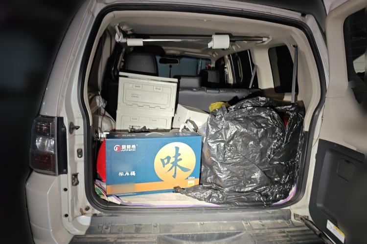 Used Mitsubishi Pajero 2016 3.0L Automatic Prestige Version China V Standard Trunk