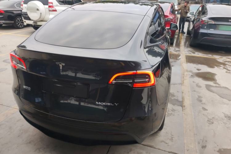 Used Tesla Model Y 2024 Rear-Wheel-Drive Version