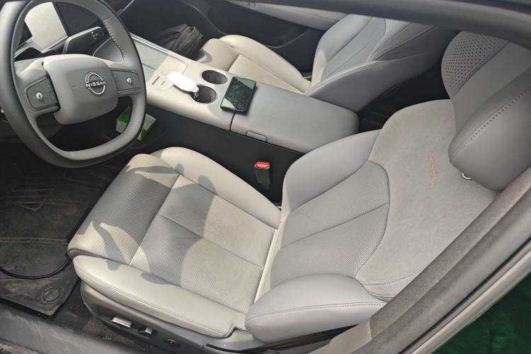 Used Nissan N7 2025 510 Max Left Front Seat