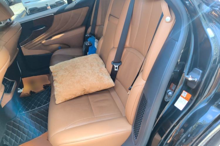 Used Lexus LS 2021 500h Excellence Edition
