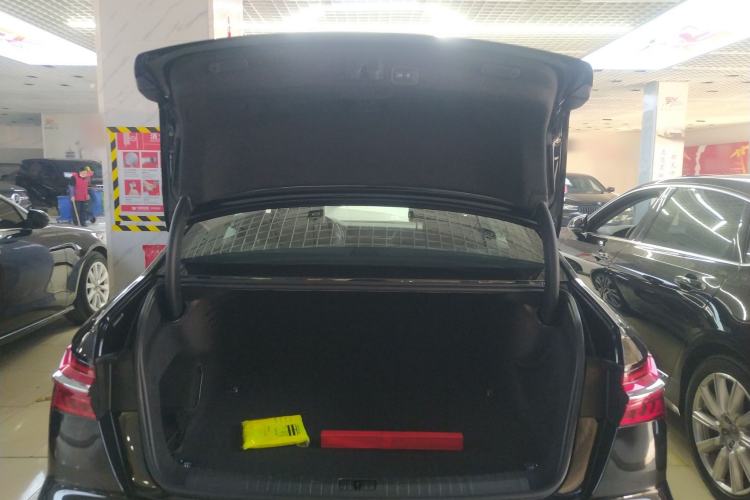 Used Audi A6L 2025 Revised 45 TFSI Prestige Dynamic Edition
