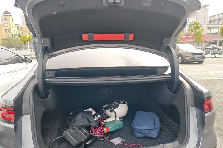 Used BYD Han 2022 DM-i 121KM Prestige Model