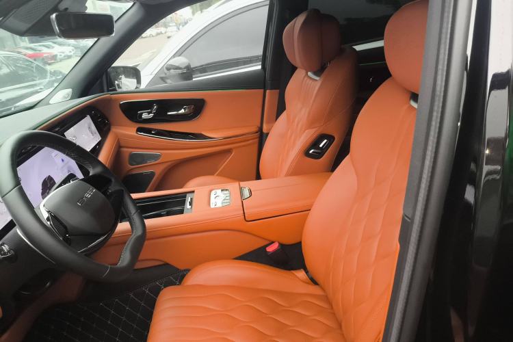 Used EXEED Lanyue 2025 400T Four-Wheel Drive Star Prestige Edition 6 Seats
