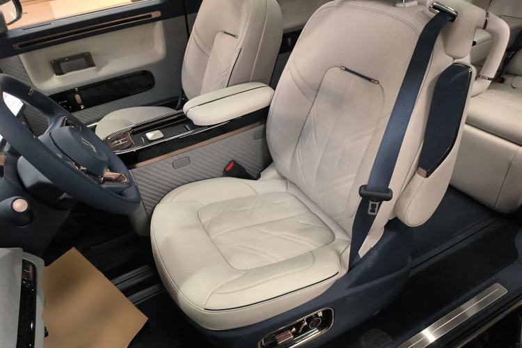 Used Zeekr MIX 2025 Long-Range Intelligent Driving Edition
