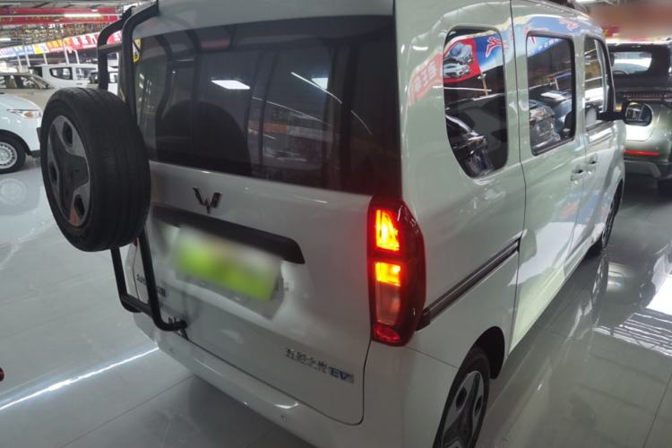 Used Wuling Zhiguang New Energy 2025 Model 305km Ambitious Edition