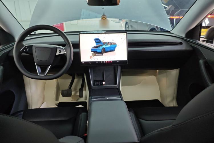 Used Tesla Model Y 2025 Long-Range All-Wheel Drive First Edition