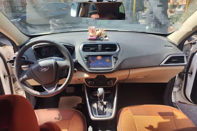 Used Ford Escort 2015 1.5L Automatic Comfort Edition
