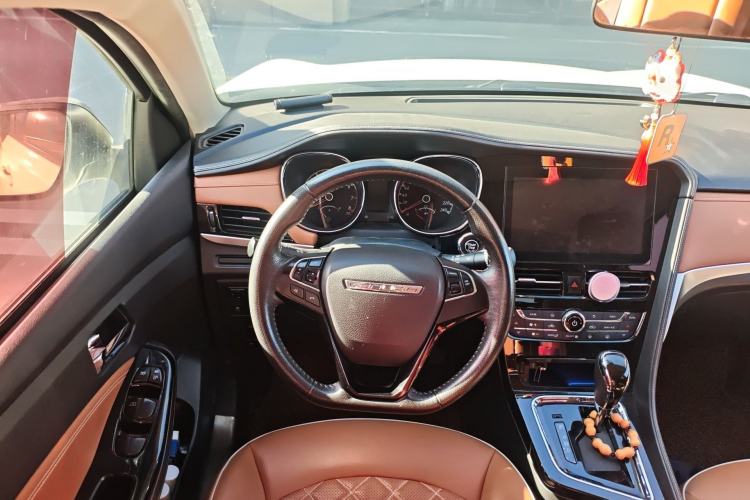 Used Venucia T70 2018 2.0L CVT Smart Enjoyment Sport Edition Steering Wheel