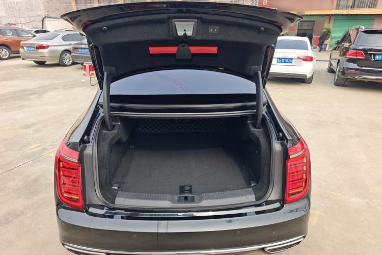 Used Hongqi H9 2020 2.0T Smart Connect Flagship Edition
