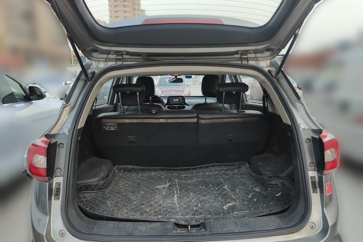 Used Baojun 510 2017 1.5L Automatic Fashion Model