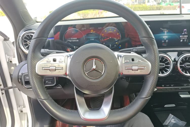 Used Mercedes-Benz A-Class 2021 A 200 L Sport Sedan Fashion Model
