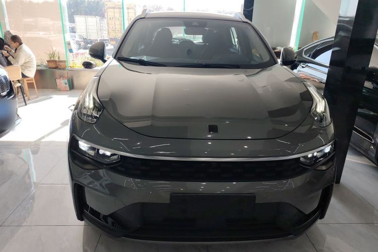 Used Lynk & Co 01 2021 2.0TD Two-Wheel-Drive Pro Trim Exterior 1