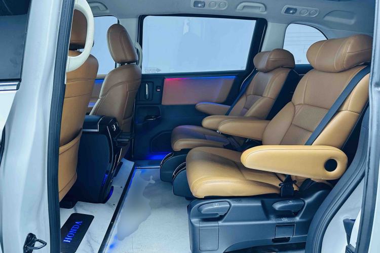 Used Honda Odyssey 2024 2.0L eHEV Sharp & Enjoy Edition
