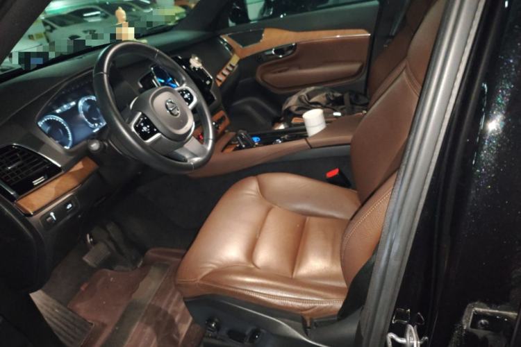 Used Volvo XC90 2021 B6 Zhiyi Luxury Edition 7-Seater
