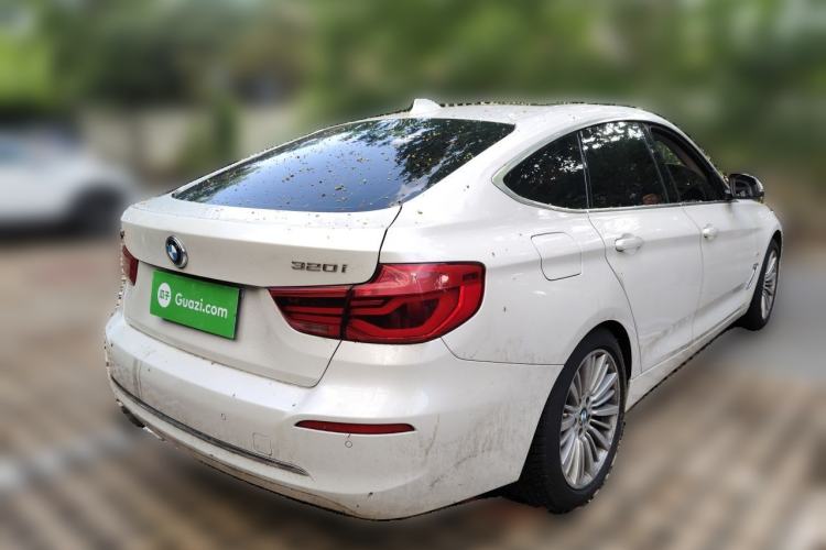 Used BMW 3 Series GT 2017 320i Luxury Design Package