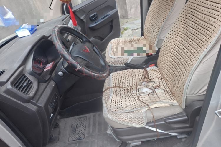 Used Wuling Hongguang V 2022 1.5L Jingqu Edition Electric-Assist LAR
