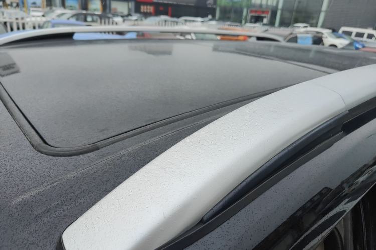 Used GAC Trumpchi GS8 2017 320T Two-Wheel Drive Luxury Smart Connectivity Version (7 Seats) Roof