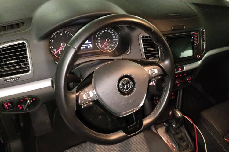 Used Volkswagen Sharan 2018 Revised Version 380TSI Comfort Edition 7-Seater
