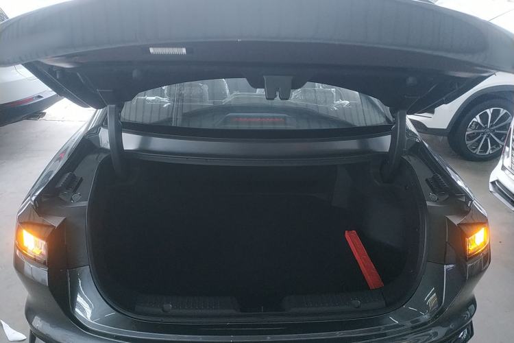 Used Changan Eado 2026 Model, Fourth Generation, 1.5T 500Bar Smart Enjoyment Edition
