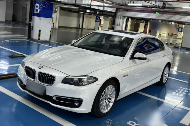 Used BMW 5 Series 2014 525Li Luxury Design Package
