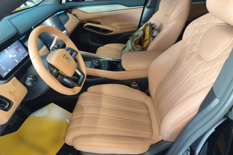 Used BYD Song L EV 2025 Intelligent Driving Version 662 km LiDAR Excellence Edition
