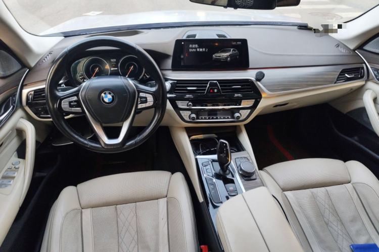 Used BMW 5 Series New Energy 2018 530Le Luxury Package Center Console