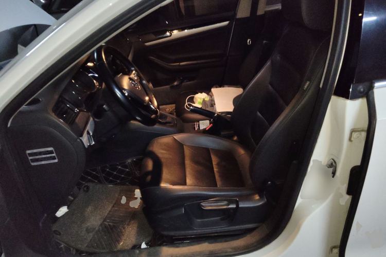 Used Volkswagen Sagitar 2015 1.6L Automatic Comfort Model Left Front Seat