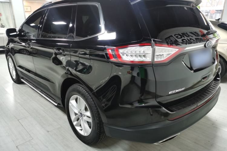 Used Ford Edge 2017 EcoBoost 245 Two-Drive Platinum Edition 5 Seats