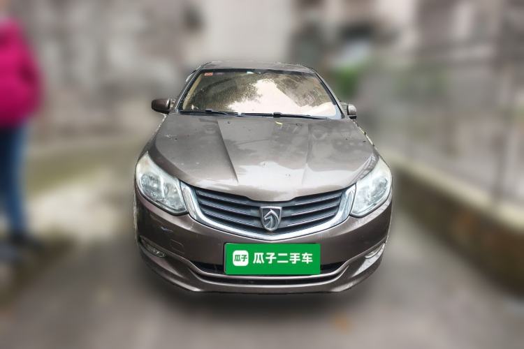 Used Baojun 630 2012 1.8L manual Comfort trim level