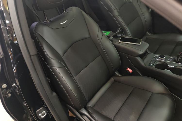 Used Cadillac XT4 2018 28T Two-Wheel Drive Tech Version
