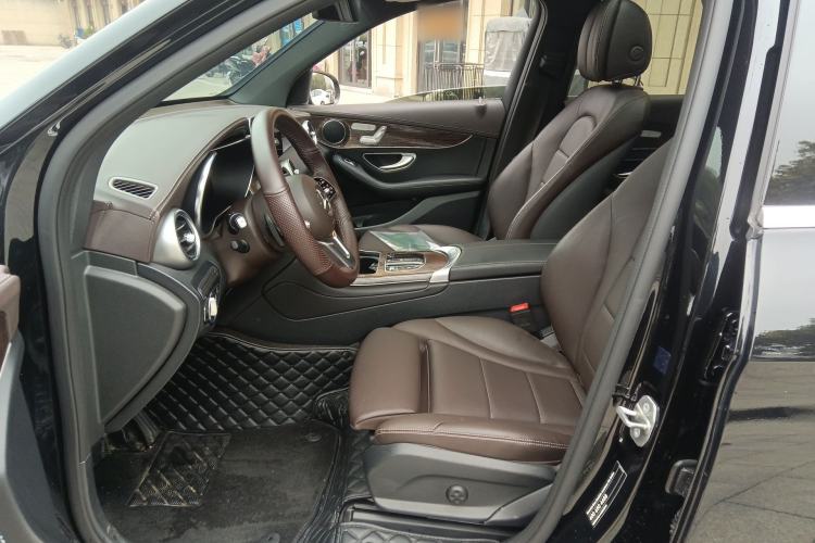 Used Mercedes-Benz GLC 2022 Refreshed GLC 300 L 4MATIC Dynamic Edition Prestige Version Left Front Seat