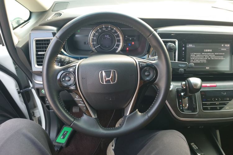 Used Honda Elysion 2016 2.4L Style Edition

