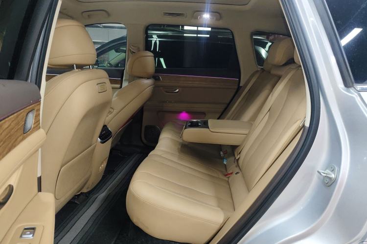 Used Hima AITO M7 2024 1.5T Intelligent Driving 4WD Max Edition 5 Seats Left Rear Seat