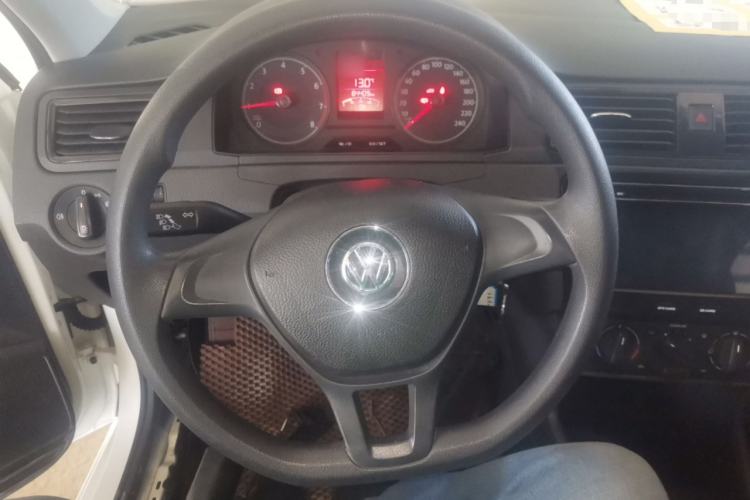 Used Volkswagen Santana 2016 1.6L Manual Fashion Edition