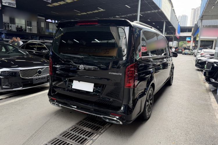 Used Mercedes-Benz Vito 2023 2.0T Elite Version 7 Seats Exterior 2