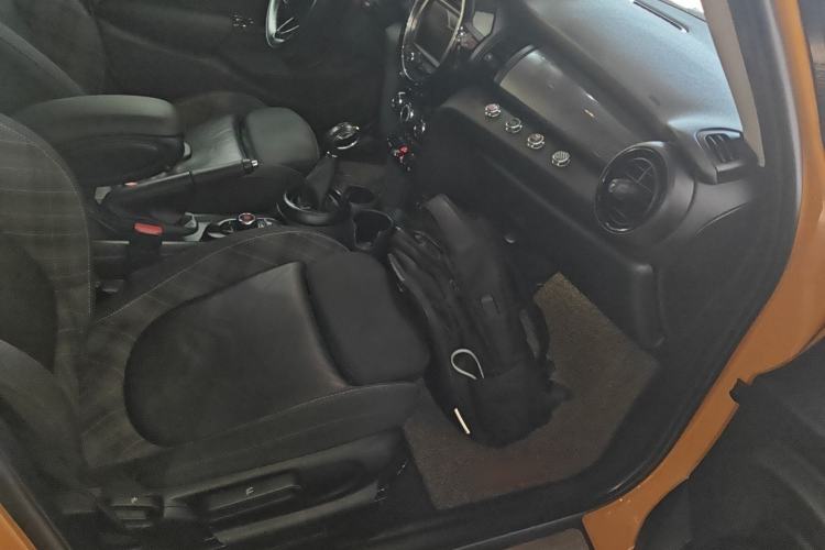 Used MINI MINI 2016 1.5T COOPER Five-Door Edition