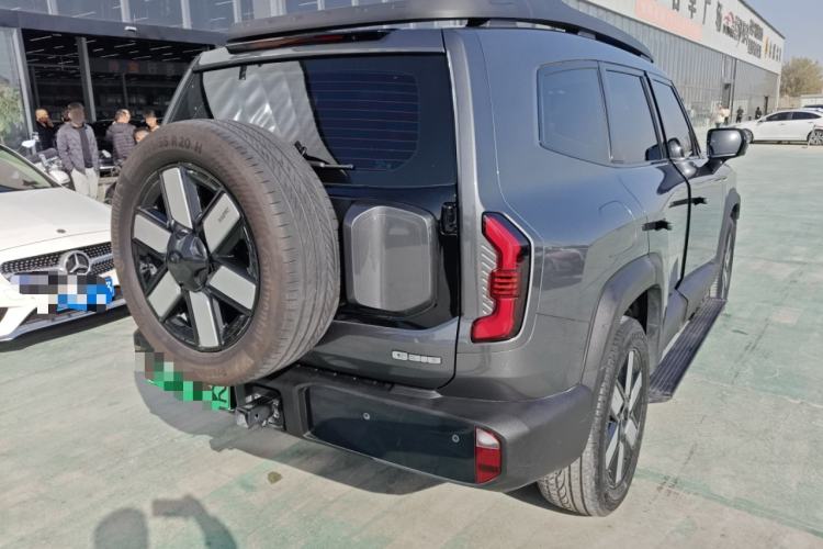 Used Deepal G318 2024 Four-Wheel-Drive Air Suspension Model
