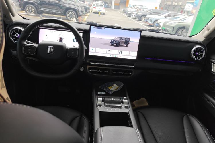 Used Tank 300 New Energy 2025 Hi4-T