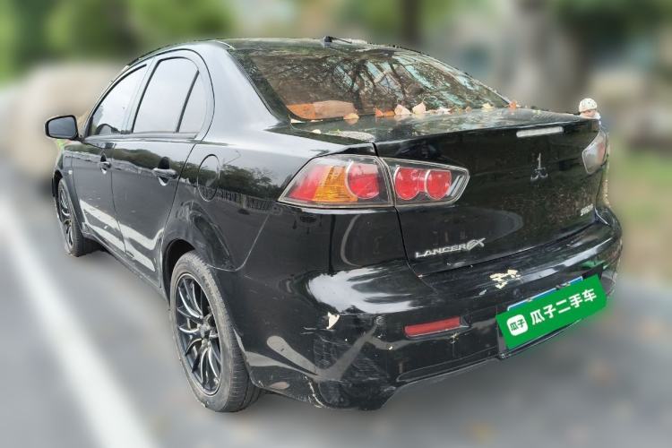 Used Mitsubishi Lancer EX 2013 Fashion Edition 1.8L Manual Comfort Version
