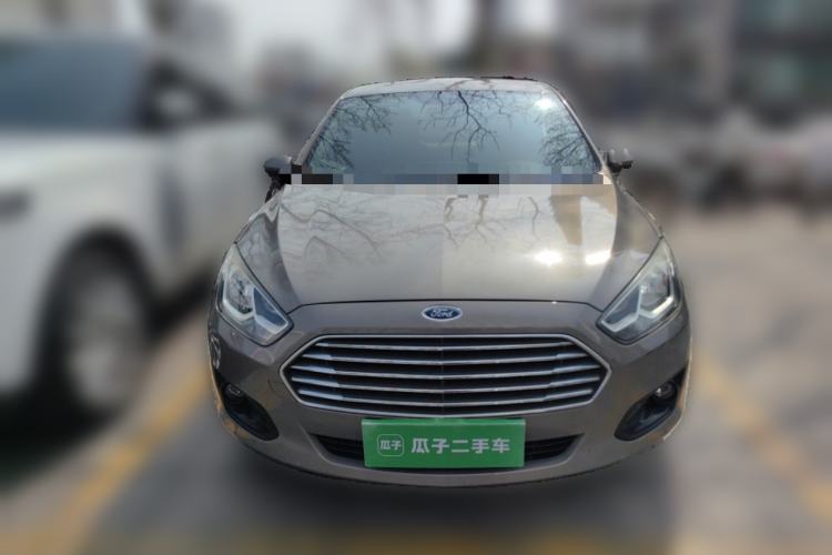 Used Ford Escort 2015 1.5L Manual Comfort Model Front