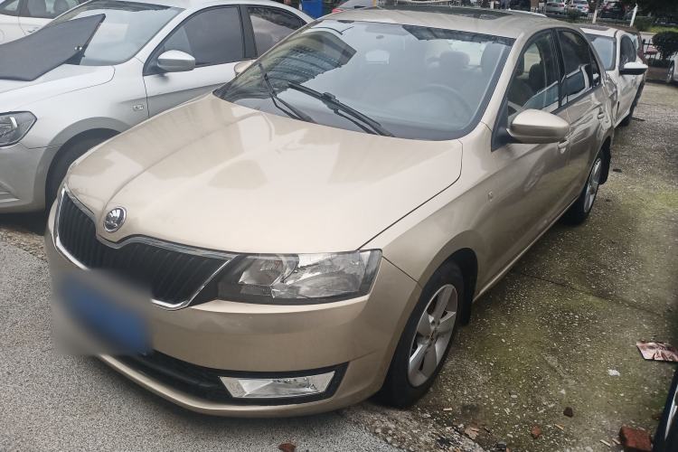 Used Skoda Rapid 2015 1.6L Automatic Smart Selection Model