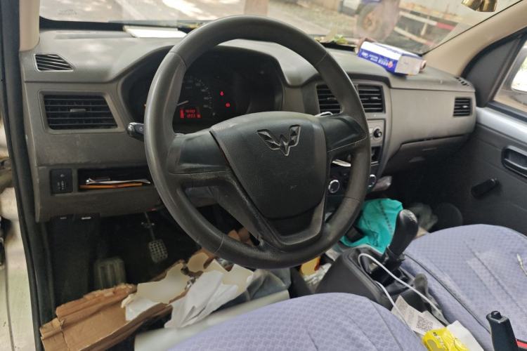 Used Wuling Rongguang S 2021 1.2L Base Model Window-Sealed 2-Seat LSI Car
