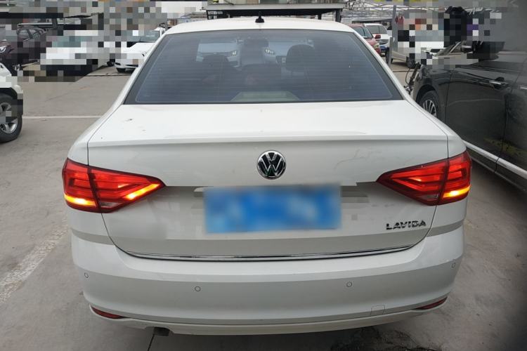 Used Volkswagen Lavida 2017 1.6L Automatic Comfort Edition