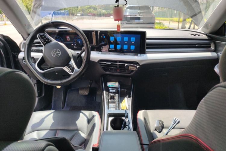 Used Volkswagen Lamando 2022 Lingdu L 280TSI DSG Ultra-Spicy Flagship Edition Center Console