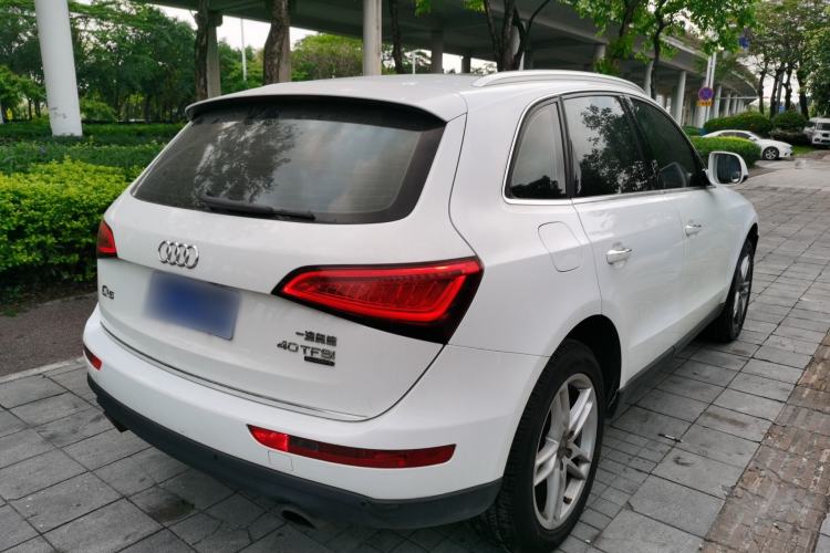 Used Audi Q5 2017 40 TFSI Technology Edition Rear Right 45 Deg